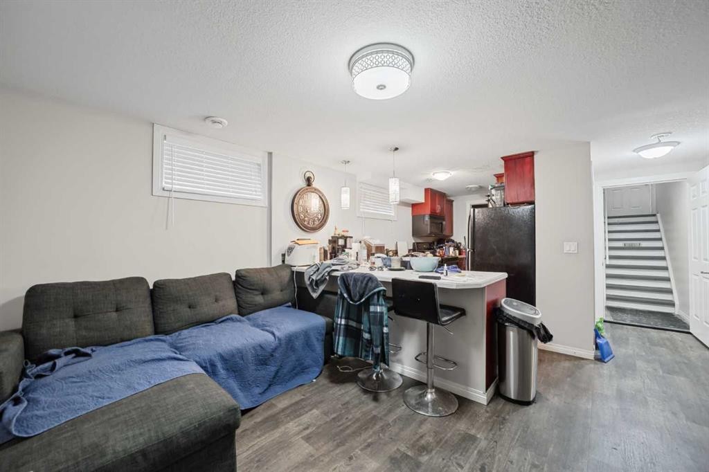 5313 50 Street, Olds, AB