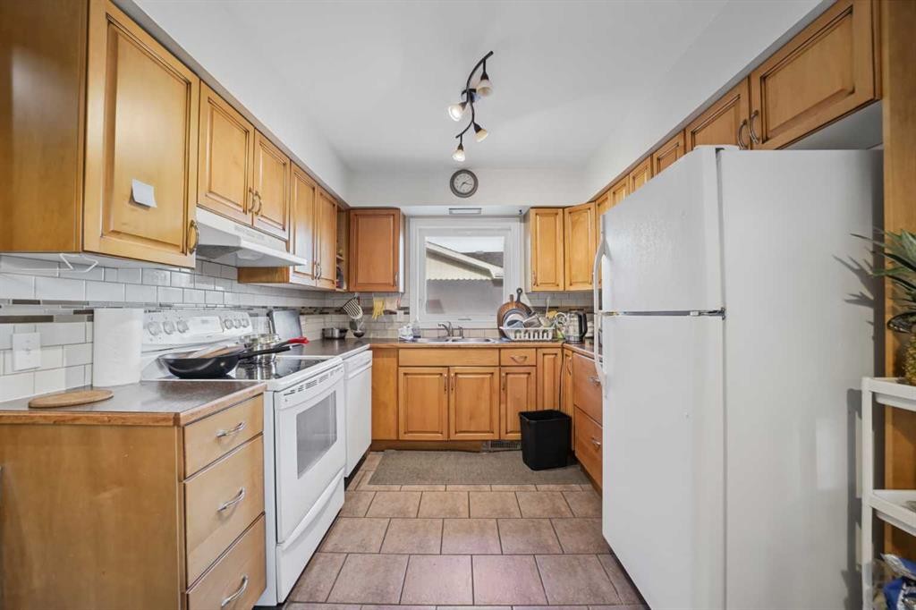 5313 50 Street, Olds, AB