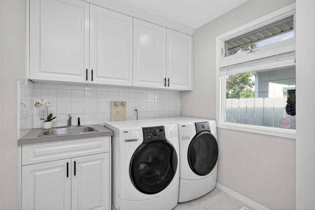 10704 Maplecrest Road Se, Calgary, AB