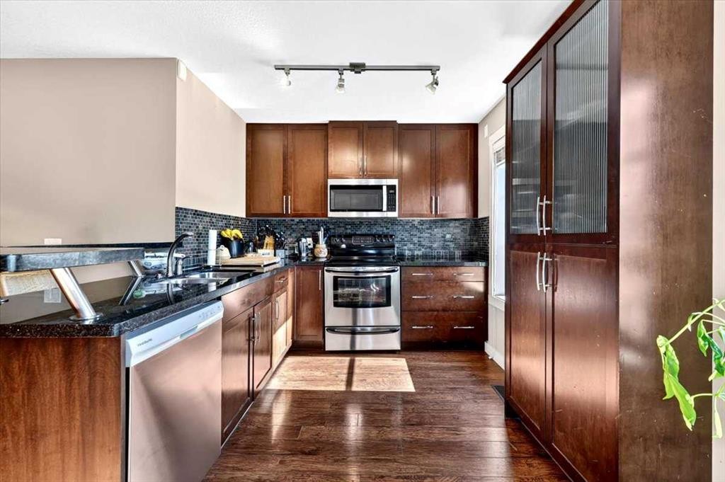 73 Aspen Hills Terrace Sw, Calgary, AB