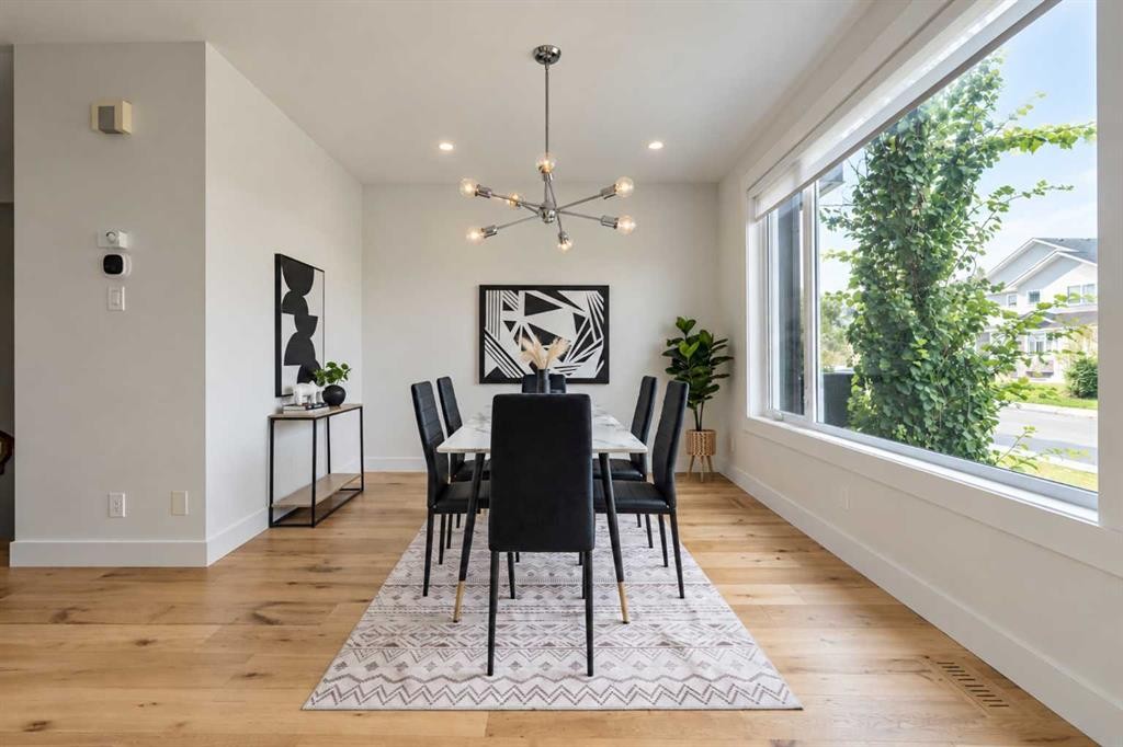 225 33 Avenue Ne, Calgary, AB