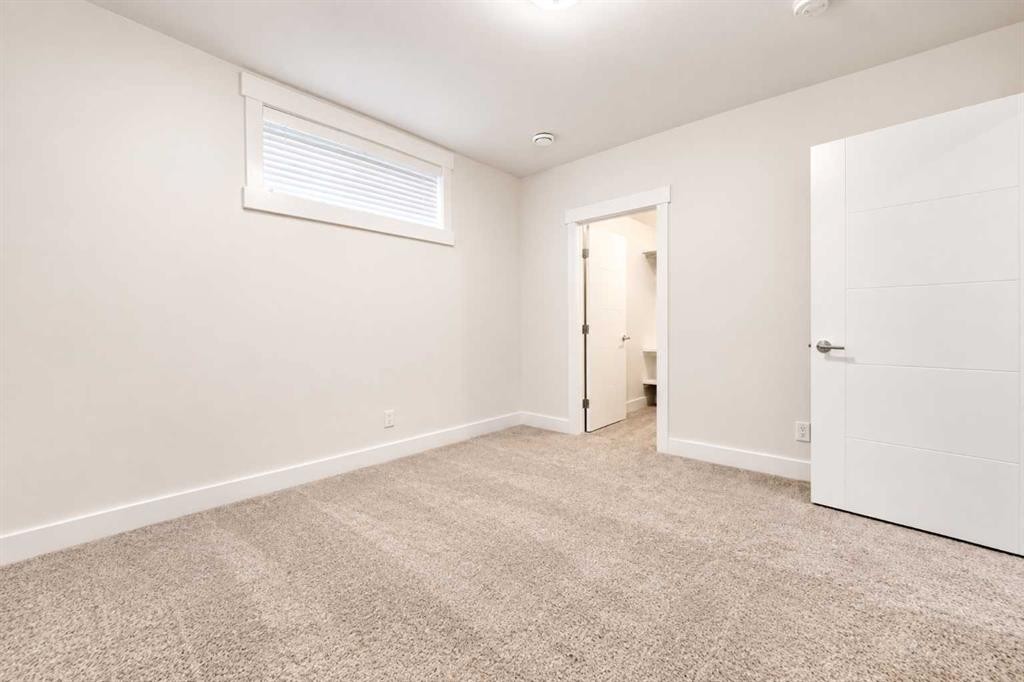 225 33 Avenue Ne, Calgary, AB