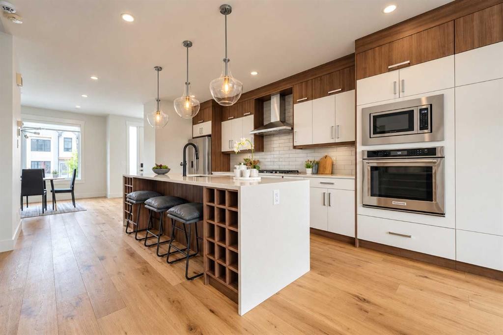 225 33 Avenue Ne, Calgary, AB