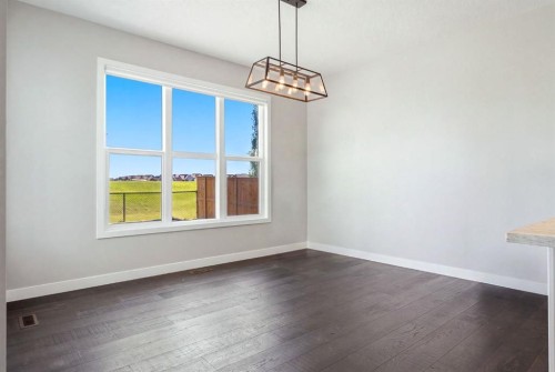 290 Masters Avenue Se, Calgary, AB 