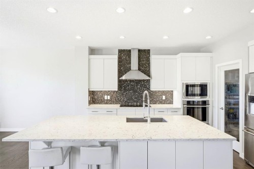 290 Masters Avenue Se, Calgary, AB 