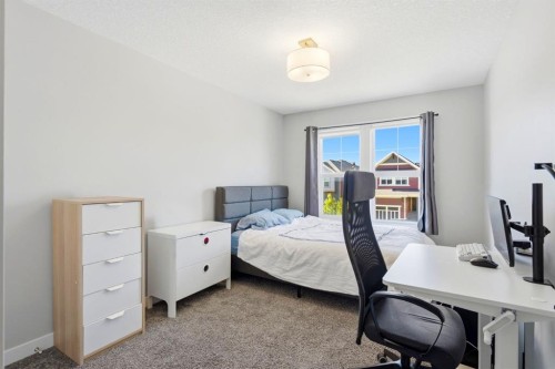 290 Masters Avenue Se, Calgary, AB 