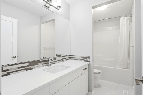 290 Masters Avenue Se, Calgary, AB 