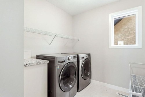 290 Masters Avenue Se, Calgary, AB 