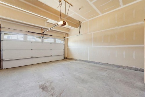 290 Masters Avenue Se, Calgary, AB 
