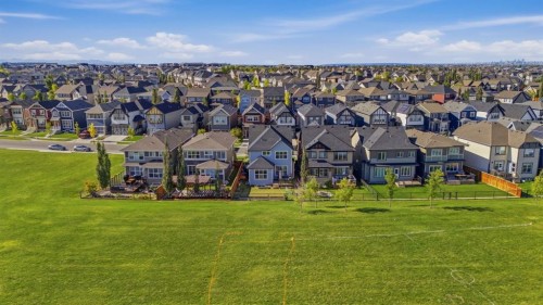 290 Masters Avenue Se, Calgary, AB 