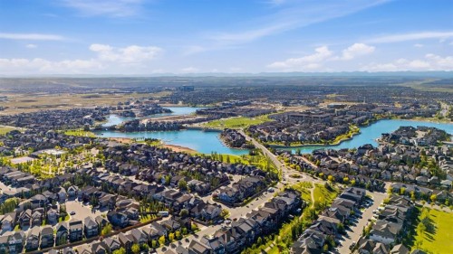 290 Masters Avenue Se, Calgary, AB 