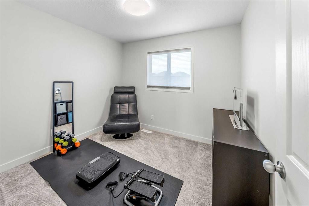 207 Copperpond Road Se, Calgary, AB