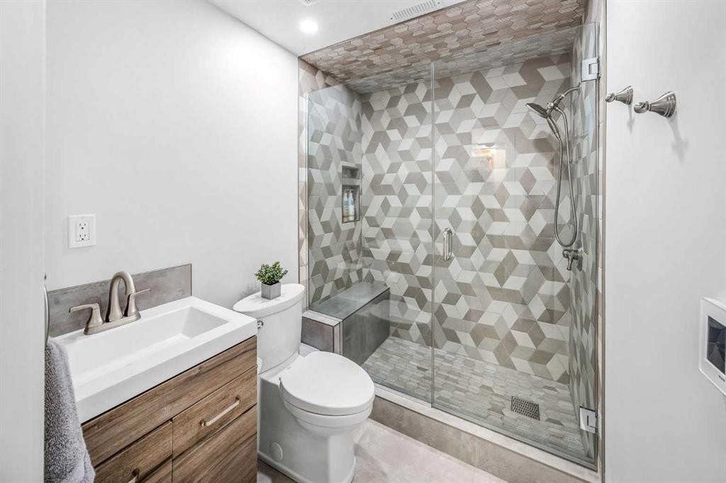 207 Copperpond Road Se, Calgary, AB