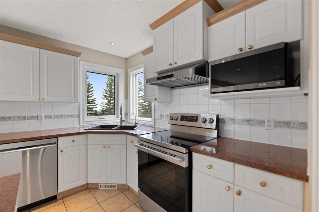 199 Hamptons Terrace Nw, Calgary, AB