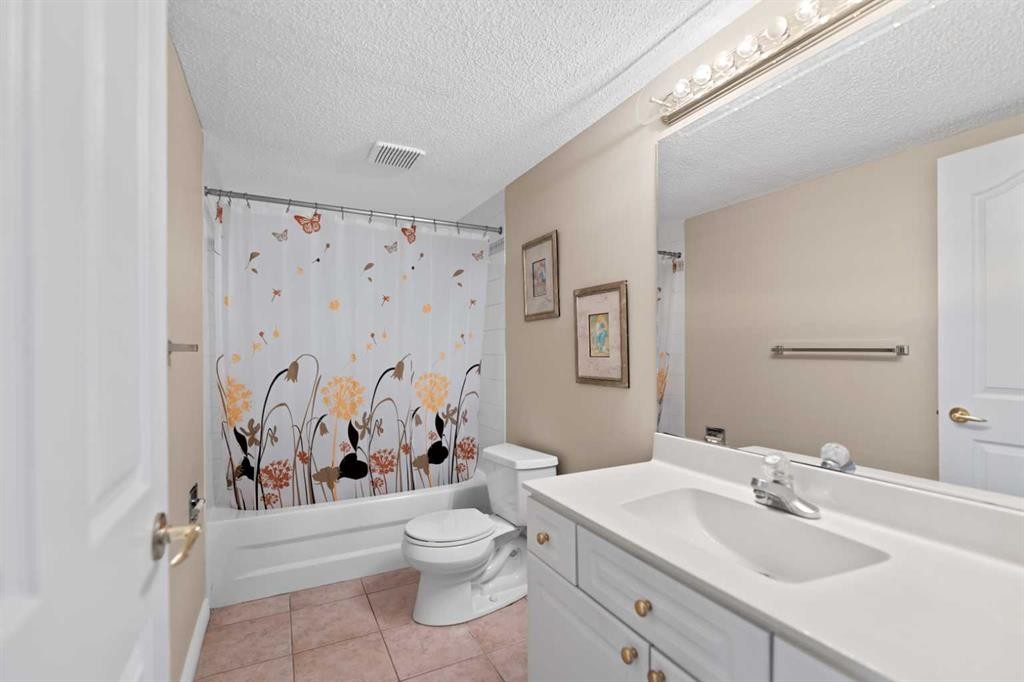 199 Hamptons Terrace Nw, Calgary, AB