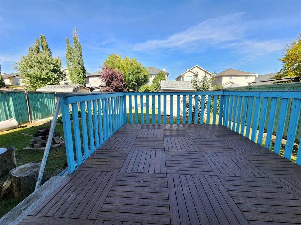 717 Harvest Hills Drive Ne, Calgary, AB