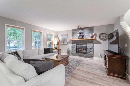 43 Elgin Drive Se, Calgary, AB 