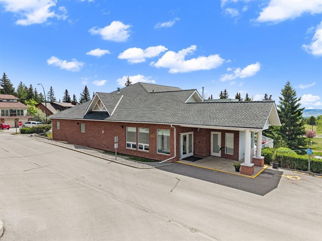 1108-1108 Hawksbrow Point Nw, Calgary, AB