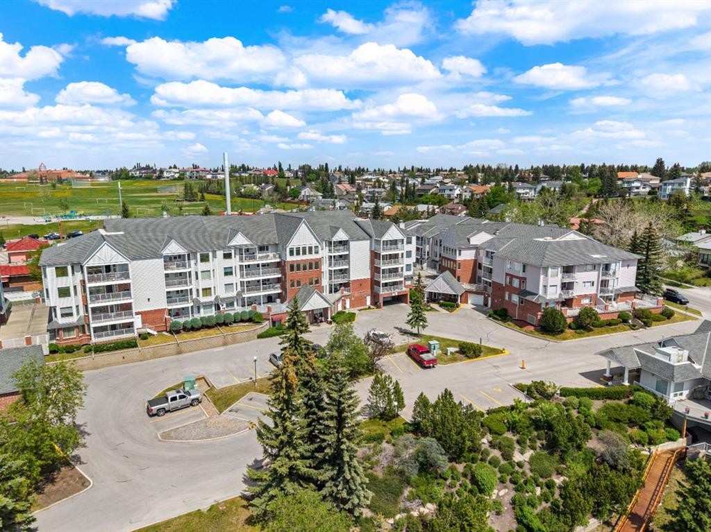 1108-1108 Hawksbrow Point Nw, Calgary, AB