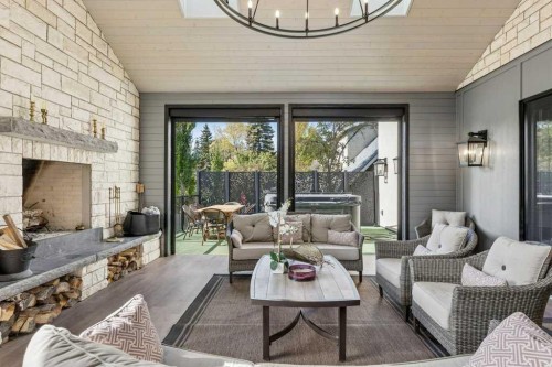 1217 38 Avenue Sw, Calgary, AB 