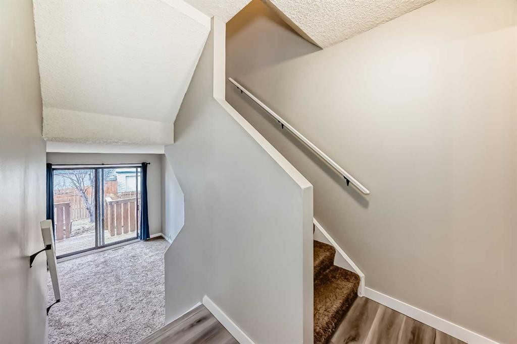 6909 Ranchero Road Nw, Calgary, AB