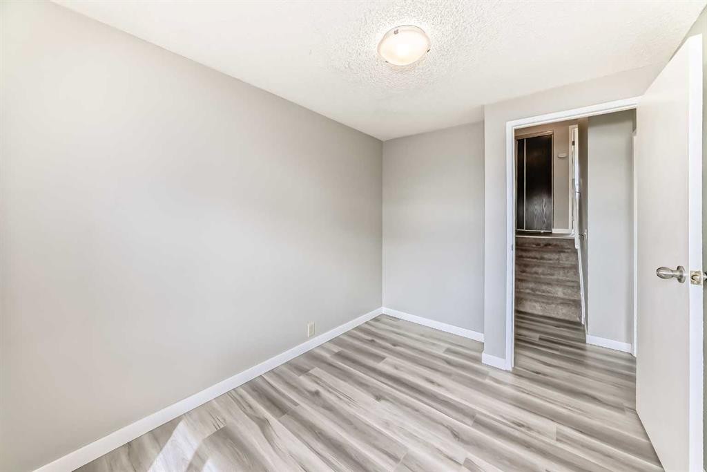 6909 Ranchero Road Nw, Calgary, AB