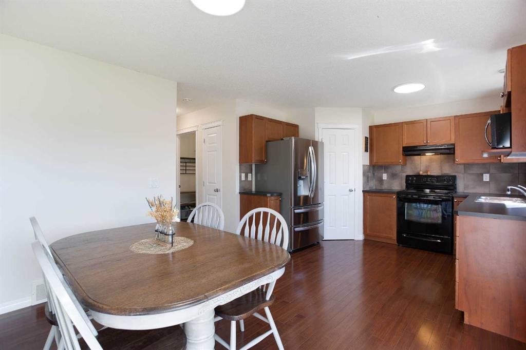 283 Evansdale Way Nw, Calgary, AB