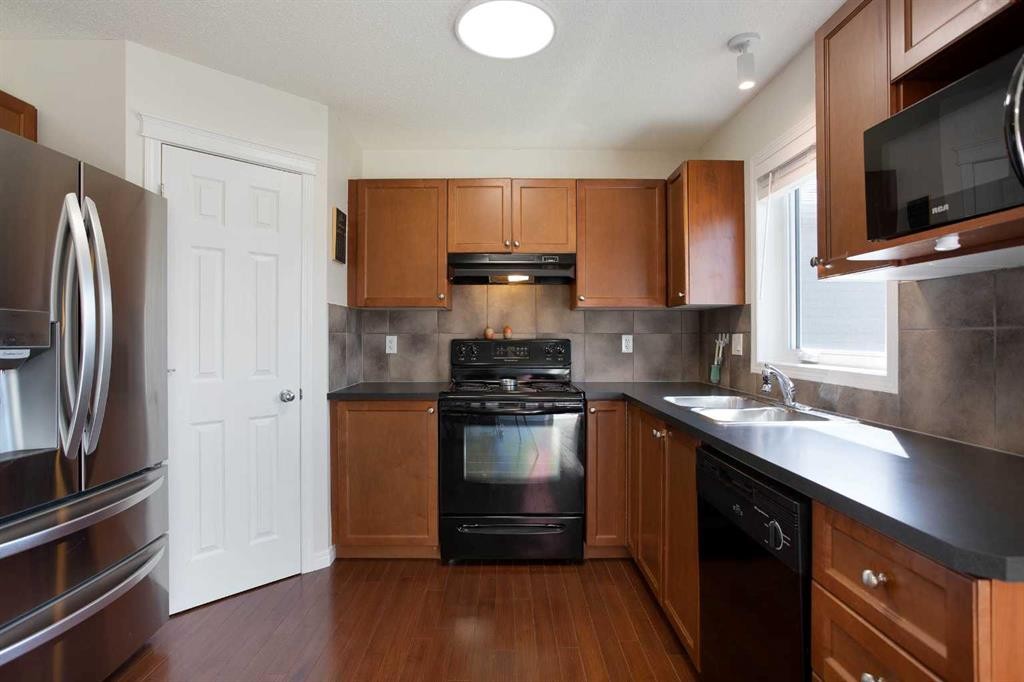 283 Evansdale Way Nw, Calgary, AB