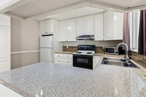 22 Deermeade Bay Se, Calgary, AB 