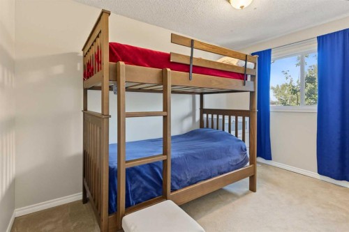 22 Deermeade Bay Se, Calgary, AB 