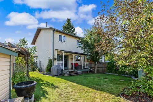 22 Deermeade Bay Se, Calgary, AB 
