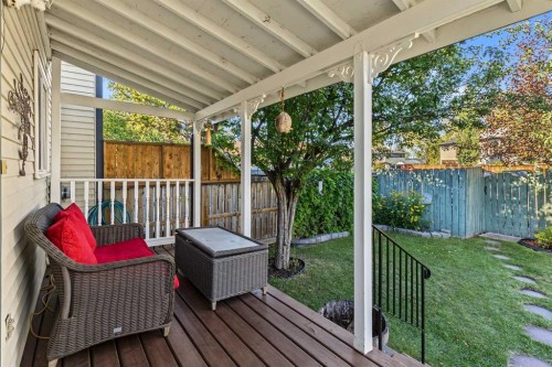 22 Deermeade Bay Se, Calgary, AB 