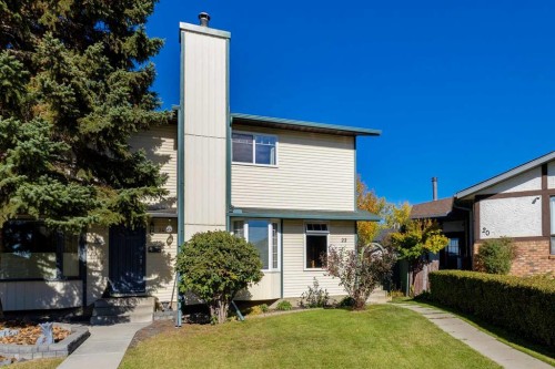 22 Deermeade Bay Se, Calgary, AB 