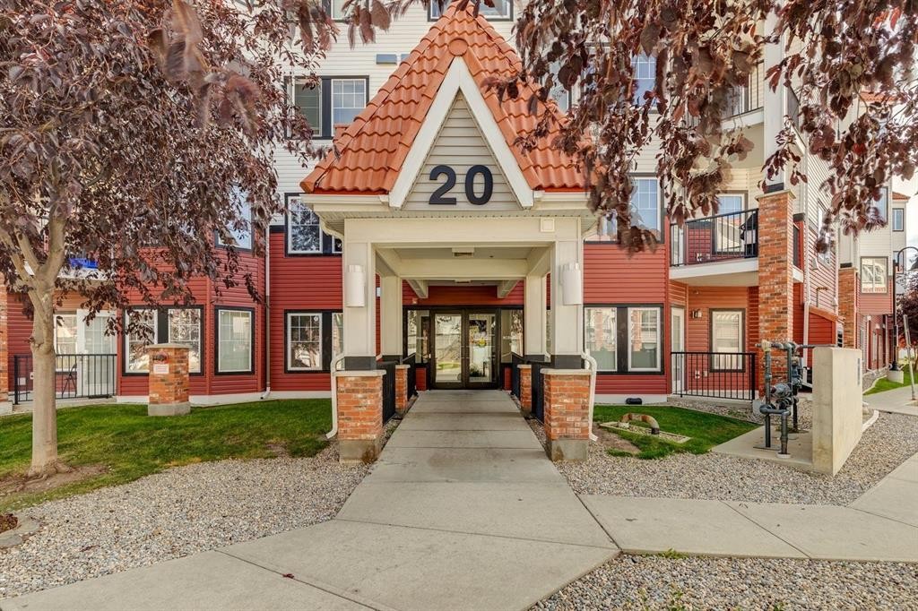 210-20 Royal Oak Plaza Nw, Calgary, AB