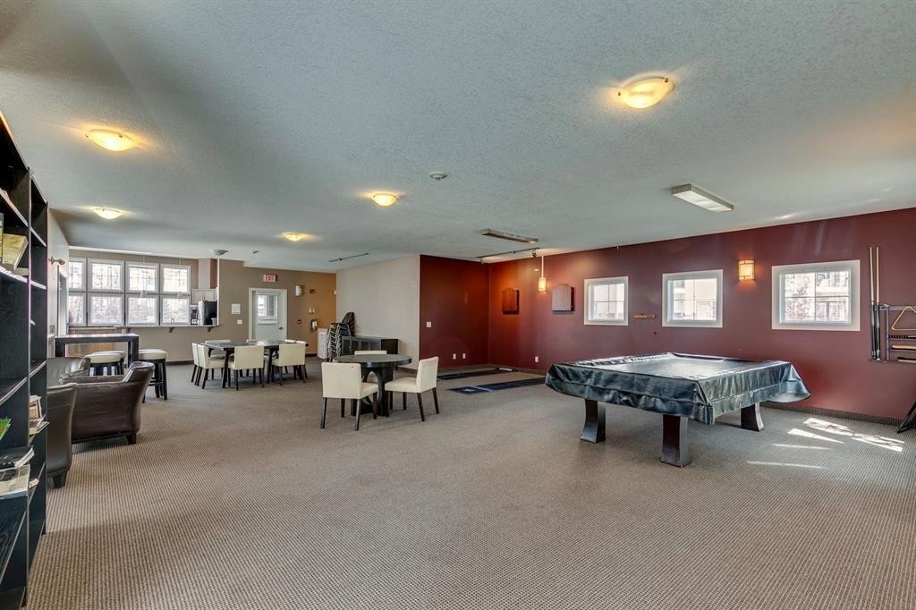 210-20 Royal Oak Plaza Nw, Calgary, AB
