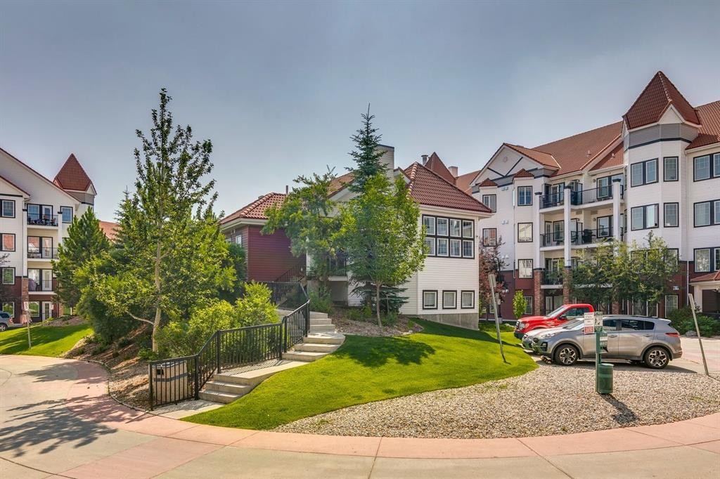 210-20 Royal Oak Plaza Nw, Calgary, AB