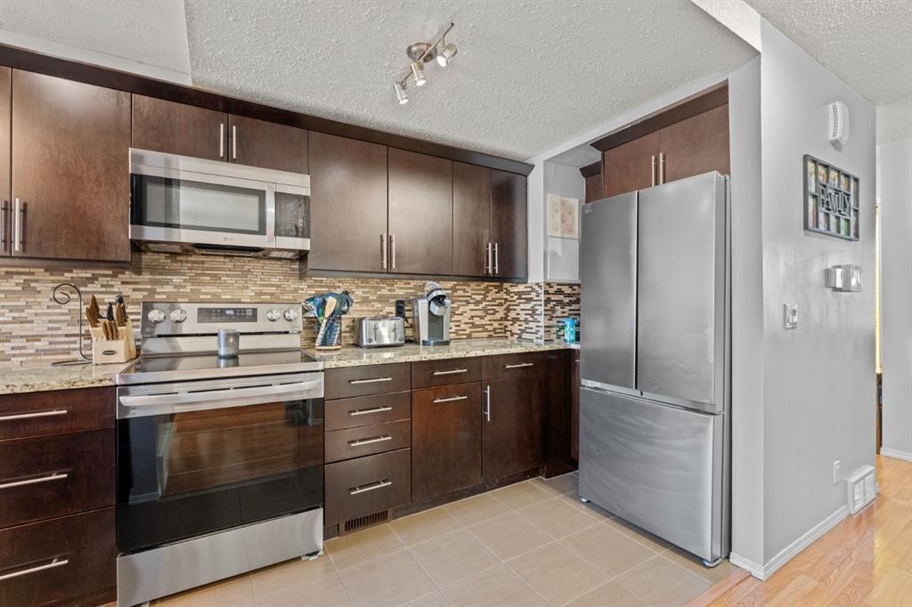 27 Templemont Drive Ne, Calgary, AB