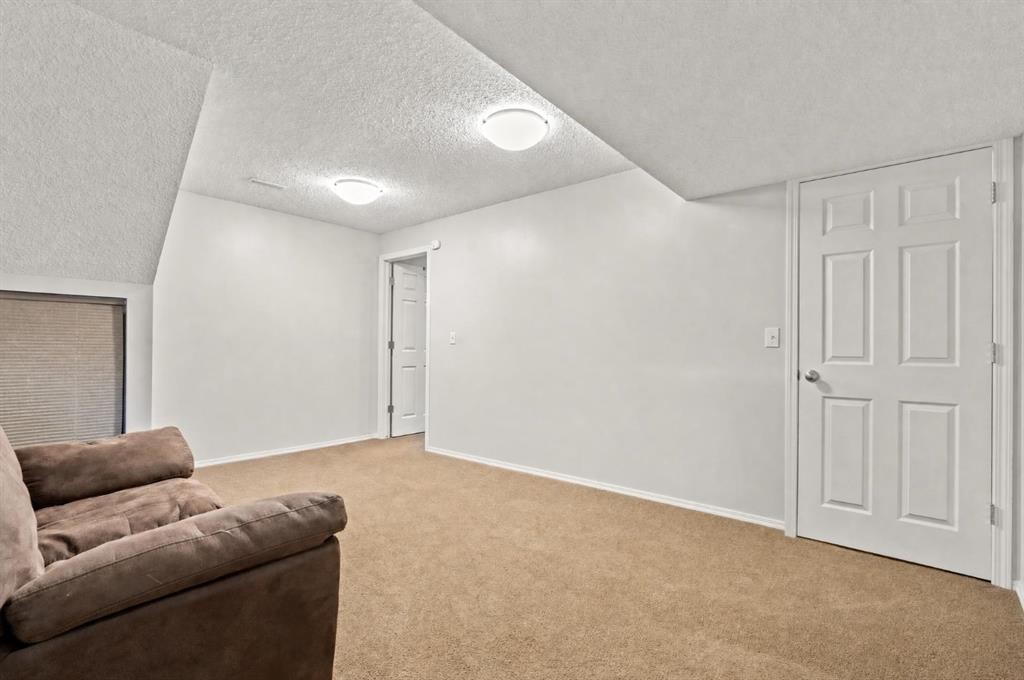 27 Templemont Drive Ne, Calgary, AB