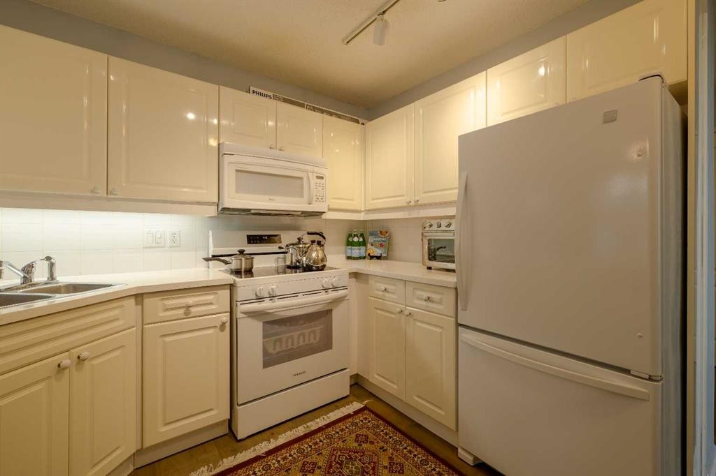 201-1328 13 Avenue Sw, Calgary, AB