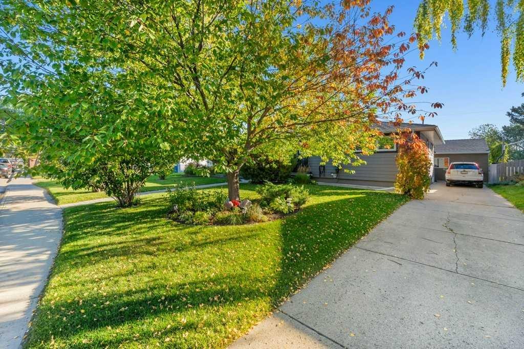 7804 7 Street Sw, Calgary, AB