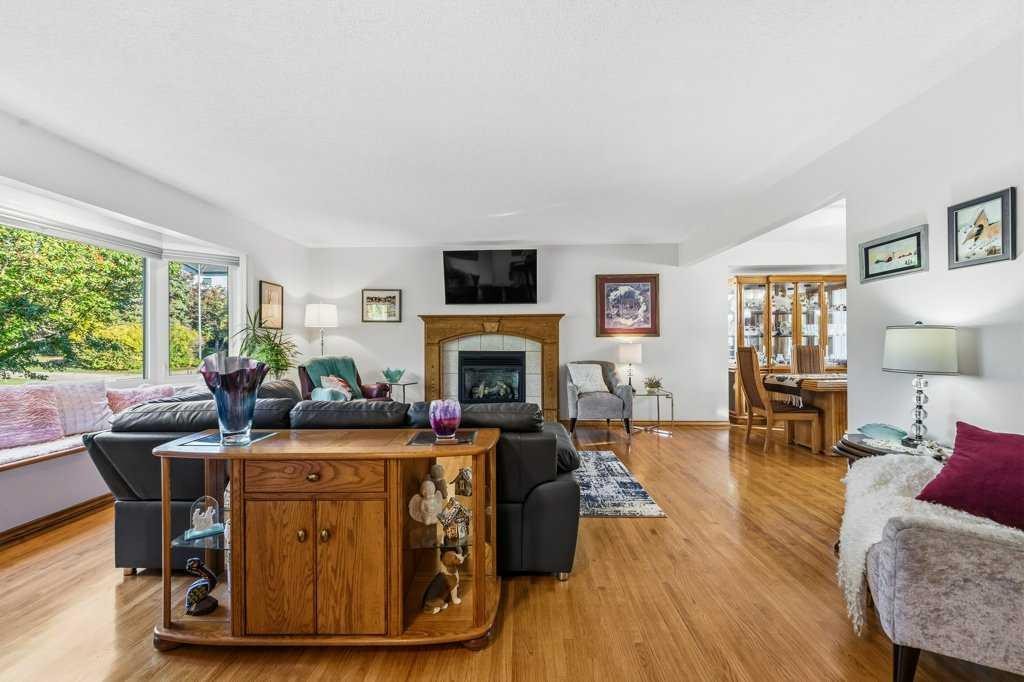 7804 7 Street Sw, Calgary, AB