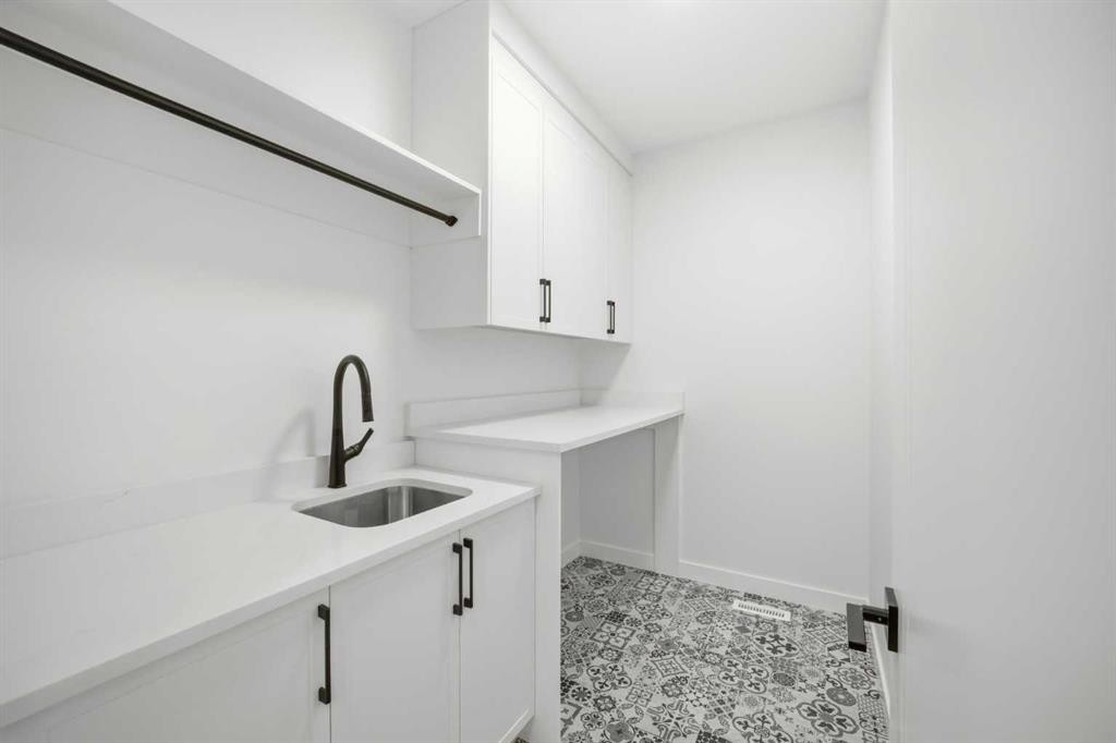 4711 19 Avenue Nw, Calgary, AB