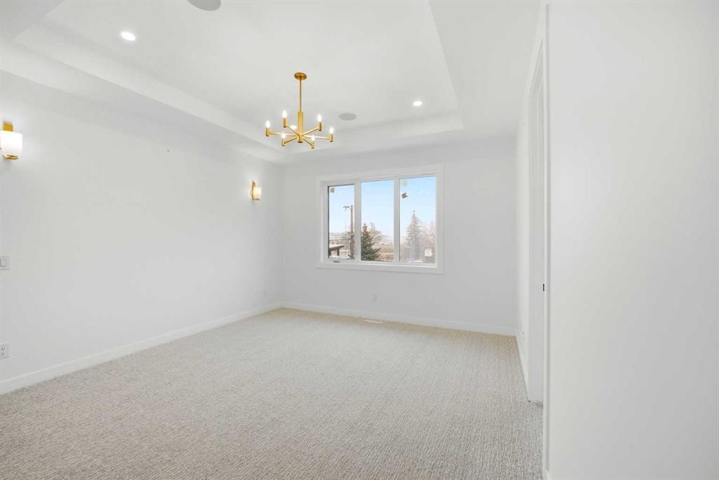 4711 19 Avenue Nw, Calgary, AB