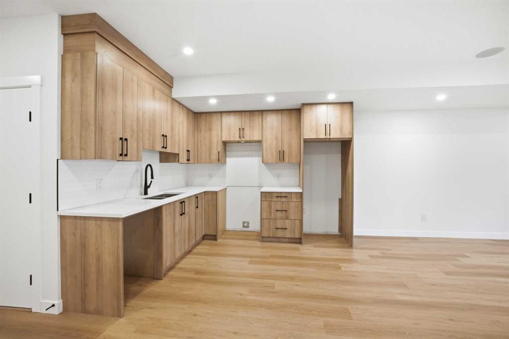 4711 19 Avenue Nw, Calgary, AB