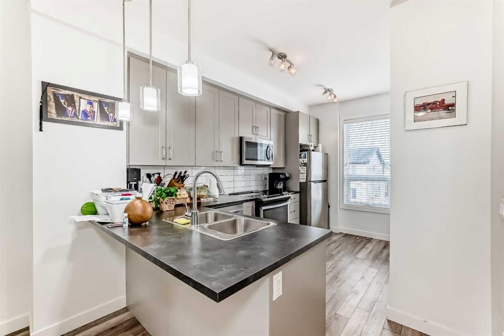 306-11 Evanscrest Mews Nw, Calgary, AB