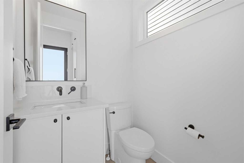 2417 31 Avenue Sw, Calgary, AB
