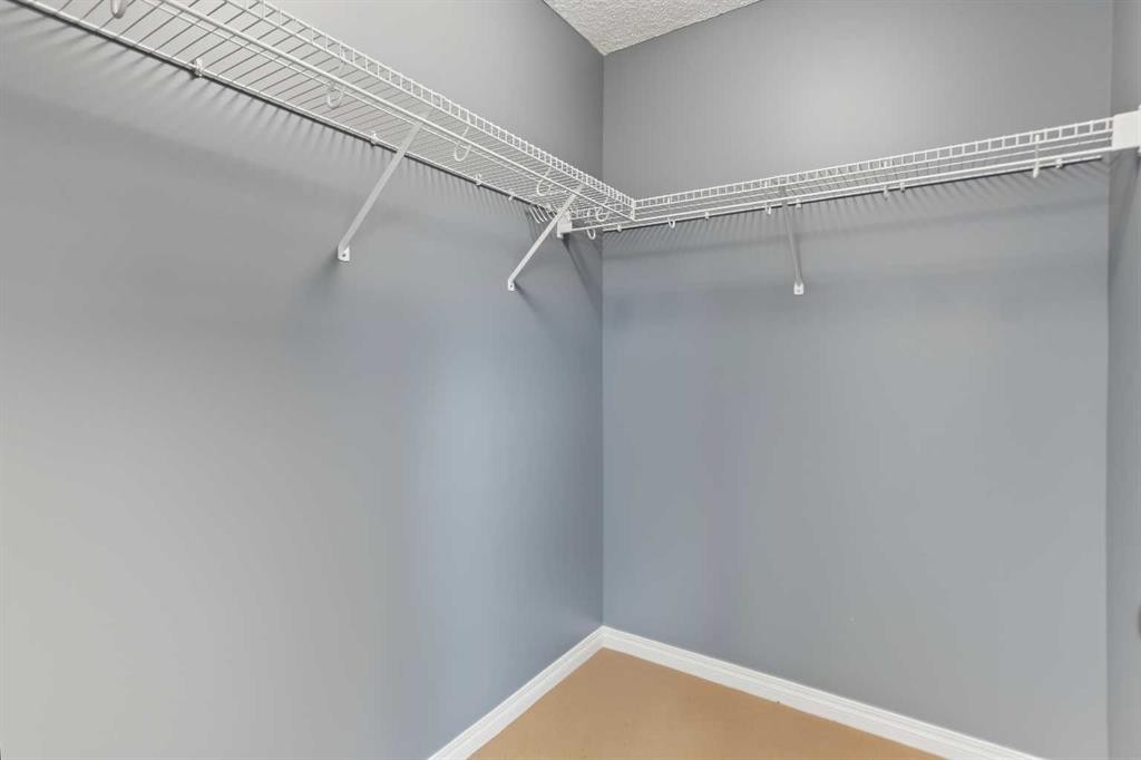 3240 New Brighton Gardens Se, Calgary, AB