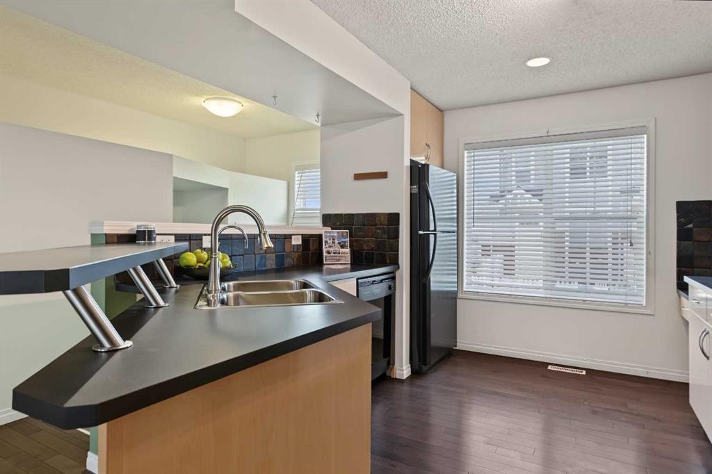3240 New Brighton Gardens Se, Calgary, AB