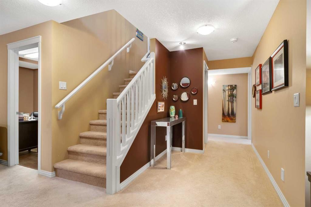 448 Riverside Green Nw, High River, AB