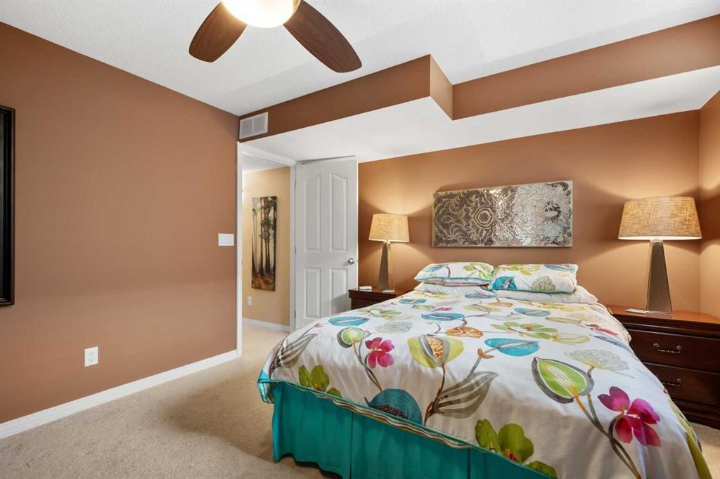 448 Riverside Green Nw, High River, AB
